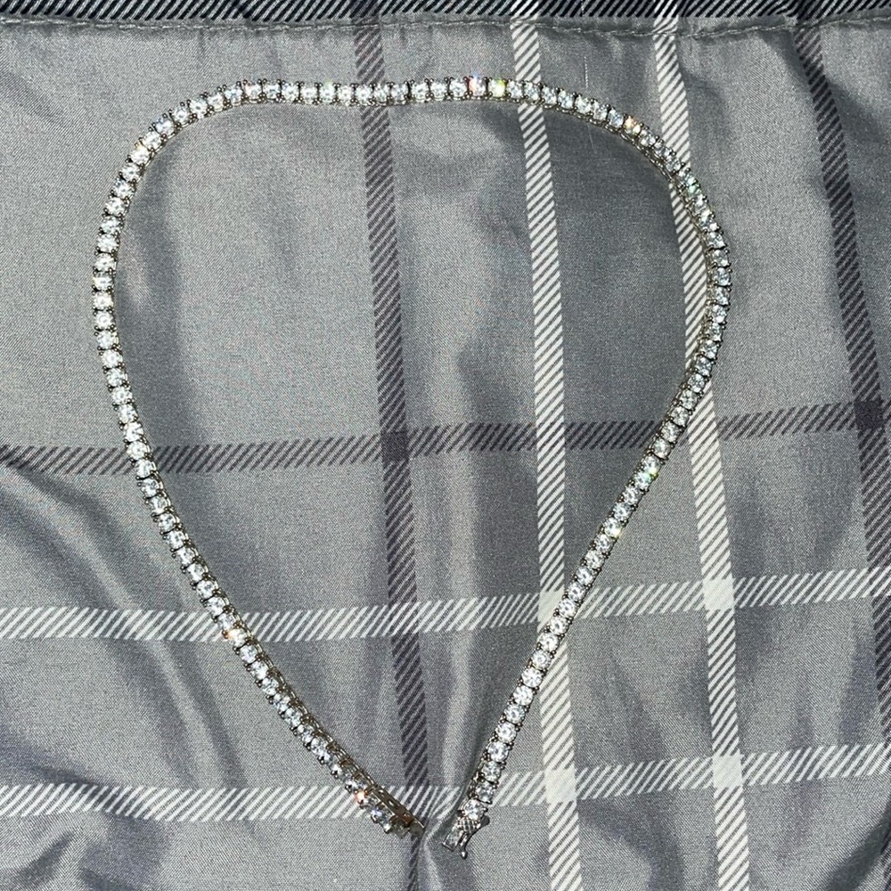 Diamond tennis chain